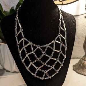 Elegant Silver Geometric Necklace